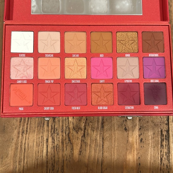 Jeffree Star Blood Sugar Palette - Picture 3 of 3